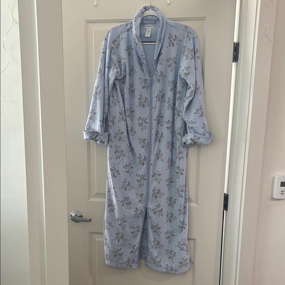Liz Claiborne Floral Blue Zip-Up Fleece Robe/Housecoat, small